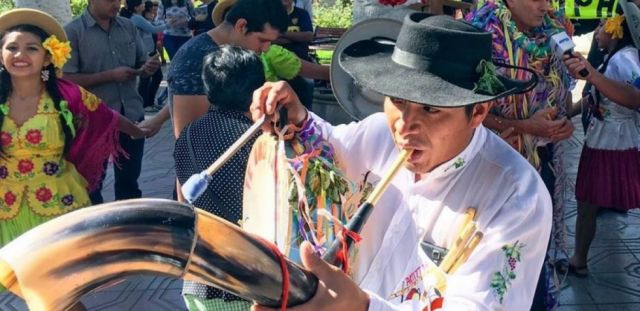 Pese a la pandemia, los "Compadres" mantienen la tradición en Tarija
