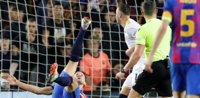 Barcelona rescató un empate ante Napoli en la Europa League