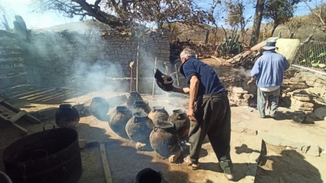 La chicha de maíz, saber familiar que se busca conservar en Tarija