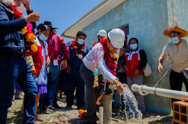 Inauguran tres pozos de agua en beneficio de 400 familias