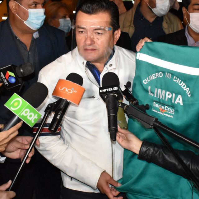 Fernández dice que paro cívico afecta a la economía