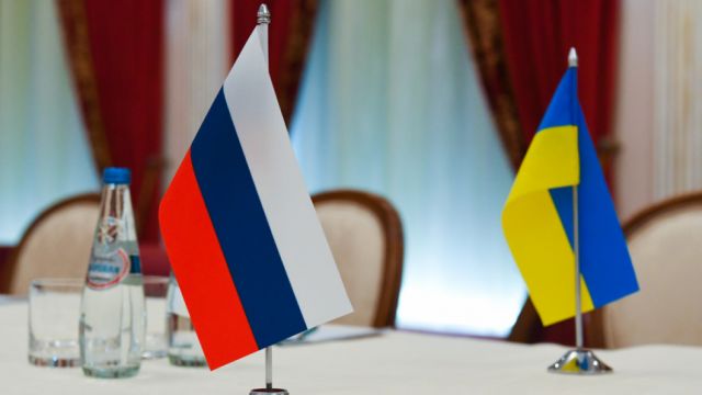La delegación de Ucrania llega a Bielorrusia; se alistan negociaciones con Rusia