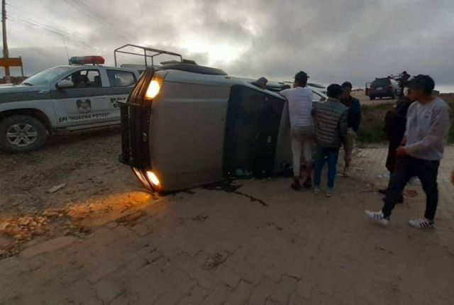 Disponen detención domiciliaria para subalcaldesa de El Alto implicada en accidente con vehículo oficial