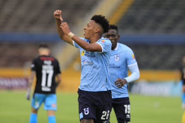 La Católica oscurece el sueño de Bolívar en la Libertadores 
