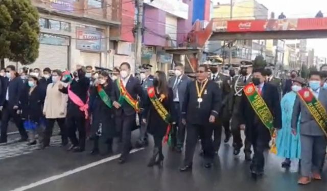 Presidente participa de actos protocolares por el aniversario de la ciudad de El Alto