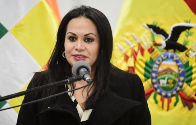 Fiscalía amplía imputación contra exministra Lizárraga por el caso “Armamento no letal - Ecuador”