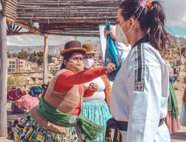 Varias mujeres lograron defenderse de la violencia doméstica. FOTO: Warmi Power