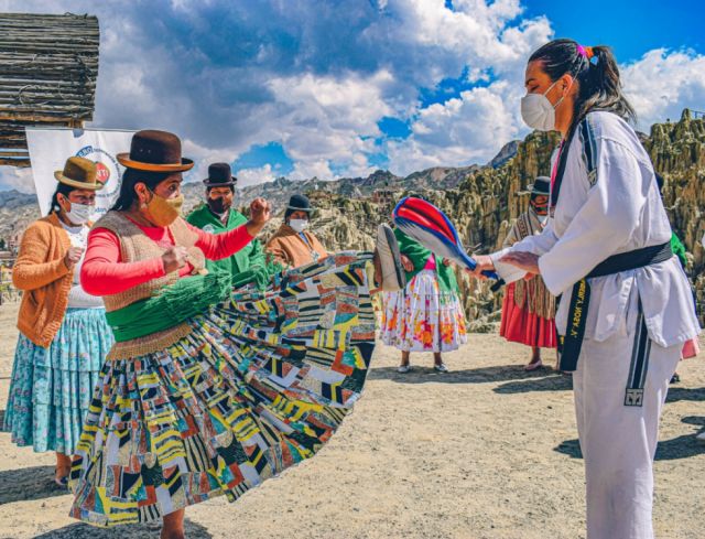 Warmi Power lleva el Taekwondo  a las mujeres indígenas del país 
