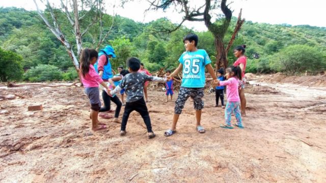 Miedo e inseguridad afectan aproximadamente a 500 niñas y niños por desastres naturales en comunidades guaraníes de Tarija