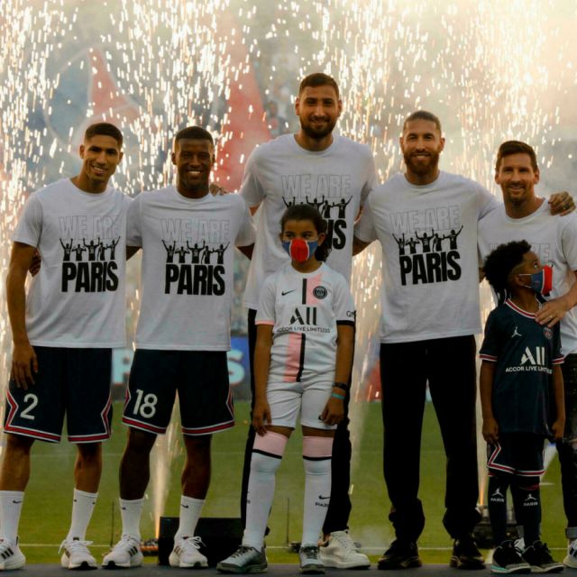 La profunda limpieza de  estrellas que haría el PSG