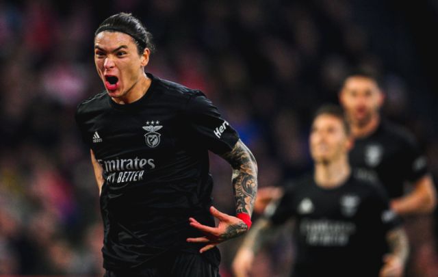 Benfica sorprende al ganar  al Ajax en Ámsterdam 