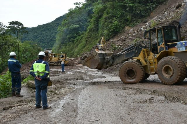 La ABC realiza limpieza en tres tramos de Tarija