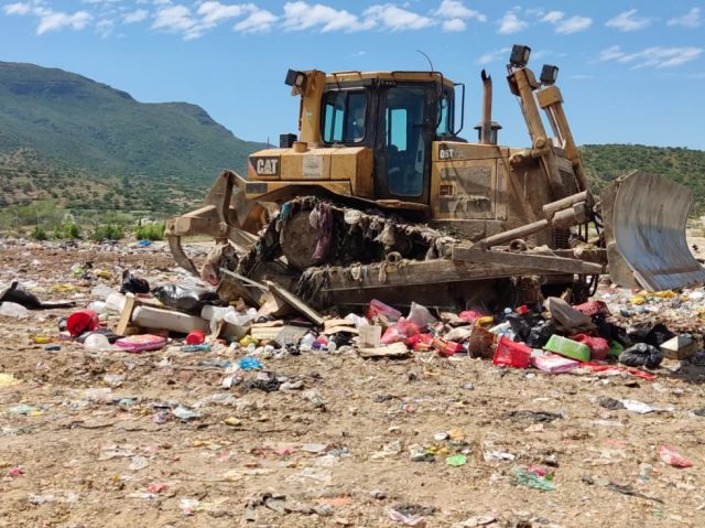 Intendencia destruye 537 kilos de mercadería decomisada en Tarija