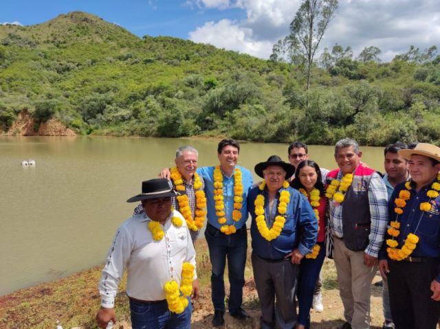 La Alcaldía de Tarija entrega atajado para 80 familias de Obrajes