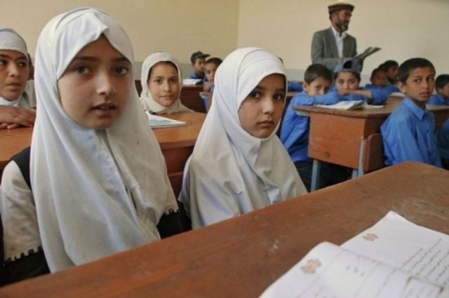 ONU lamenta falta de acceso de niñas afganas a educación