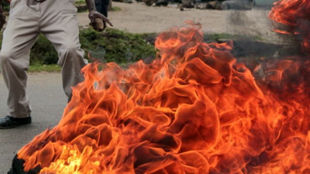 Sujeto se roció gasolina y se prendió fuego en Tarija