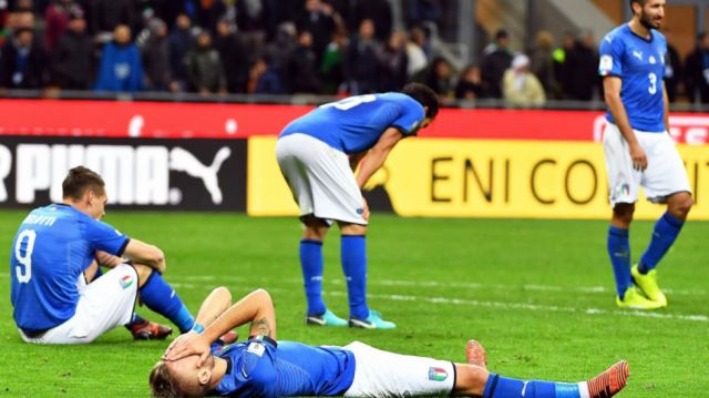 La desolación de las figuras de Italia tras la eliminación