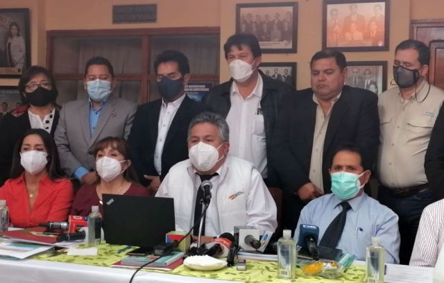 Médicos anuncian ‘bloqueo de los mil servicios’ desde el 5 de abril 