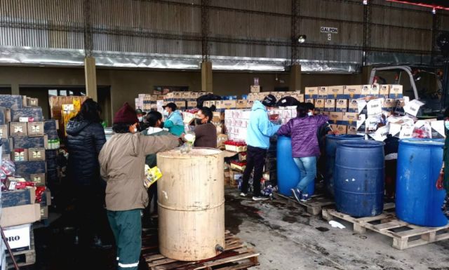 Aduana Tarija destruye 54 toneladas de bebidas alcohólicas provenientes de Argentina