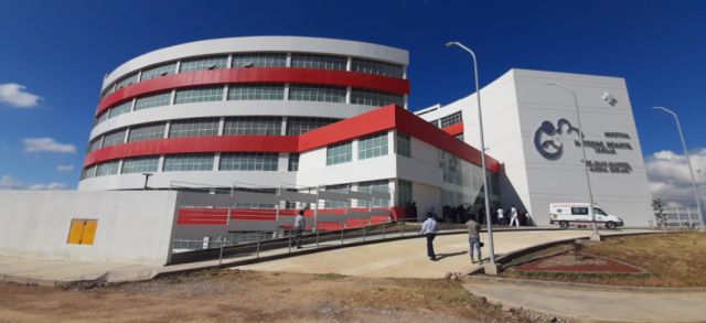 Con atención de consultas externas, empieza a funcionar el Materno Infantil de Tarija
