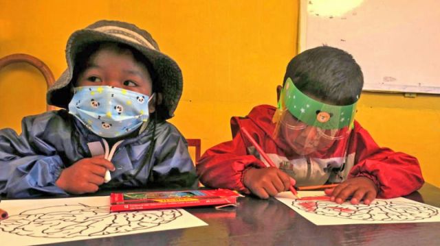 Por qué no es buena idea ser el profesor de tu hijo en casa
