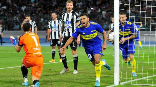 Con doblete de Salvio, Boca le puso paños fríos a su crisis