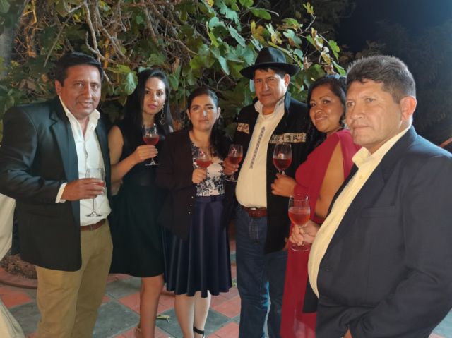 Marcelo Ruiz, Ana Paola Donaire, Carmen Ortega, Teodoro Mamani, Sandra Vega y Renán Donaire