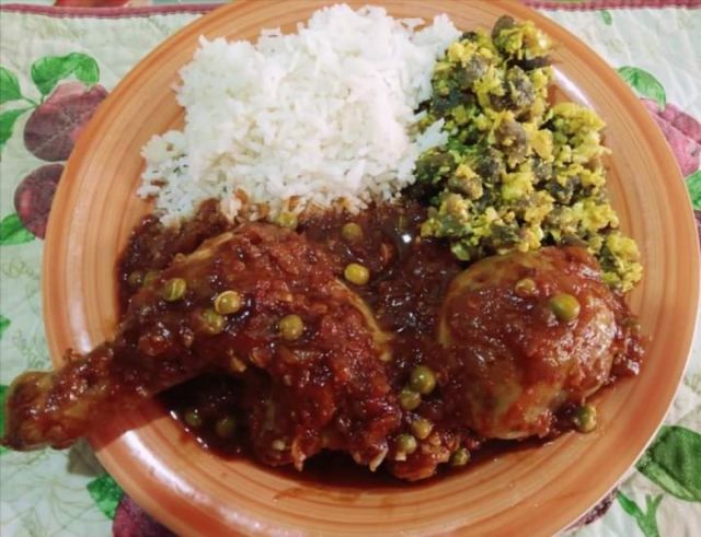 Picante de pollo de Sabores de Rocío