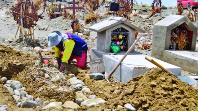 Hallan más de 100 tumbas en cementerio clandestino de Tarija