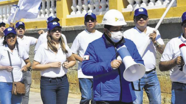 "Guerreros azules" son funcionarios de Montaño y deben asistir a los actos de Arce
