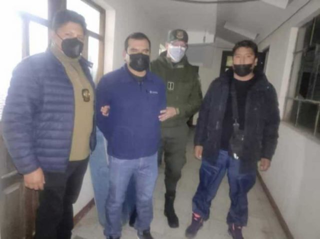 Envían a Palmasola a exjefe policial de Uyuni implicado en el caso de tráfico de vehículos robados