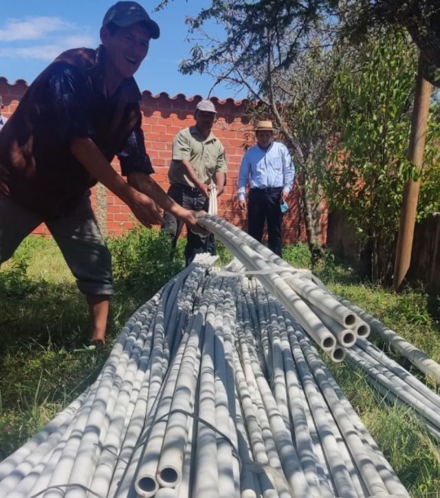 Entregan 2.000 metros de tuberías a Canchones