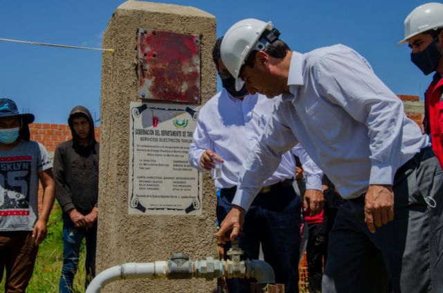 Alcalde Torres consigue 26 millones de bolivianos para cubrir la demanda de agua potable 