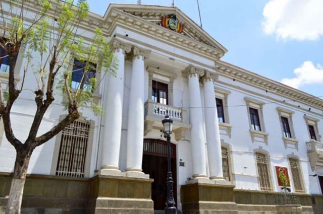 Tarija: Montes corrigió en un año el desastre financiero que anteriores gestiones dejaron en la Gobernación