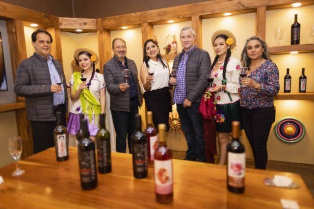 Esteban Altschul, Marcelo Escobar, Claudia Sanguino, Ignacio Aguirre- Síndico, y Verónica Velarde