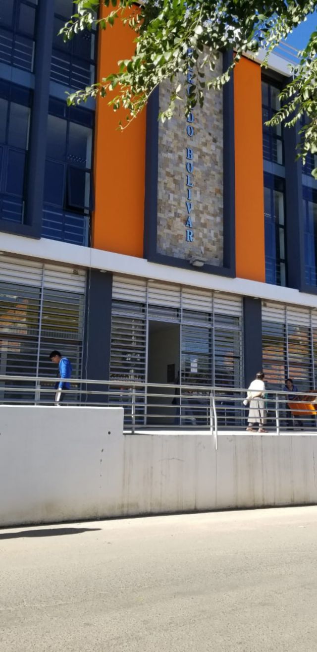 Denuncian subida de precios en el mercado Bolívar de Tarija