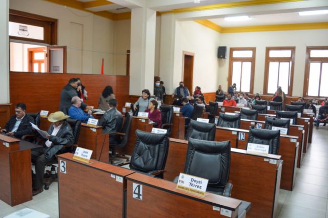 ALDT sin directiva: Todos no cede a la presión de Unidos