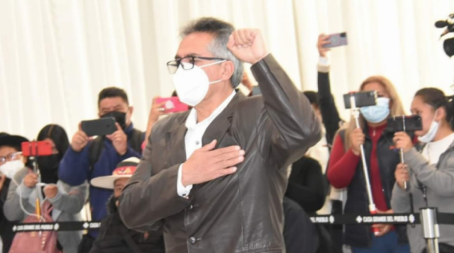 Viceministro Torrico toma las riendas para concertar un Defensor entre el MAS y la oposición