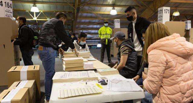 En Colombia, 39 millones de personas eligen presidente