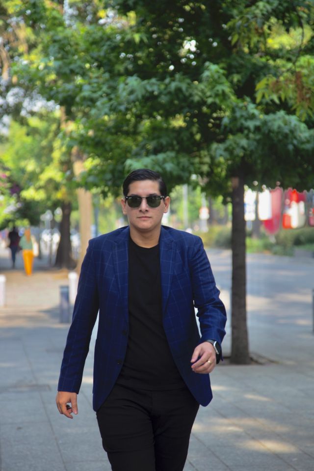 Leo Rosas estrena su propia versión del clásico de Camilo Sesto “Perdóname”