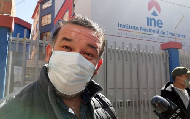 Arce rechaza la renuncia del Director del INE y le da su respaldo para que siga en el cargo