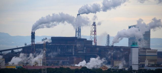La generación de electricidad es una de las actividades que conlleva mayor emisión de gases de efecto invernadero.