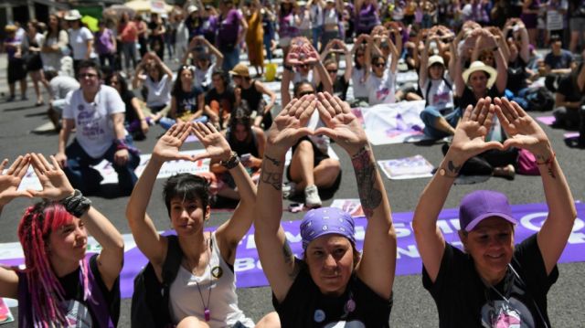 El debate sobre la prostitución,  mucho más que abolir o regular