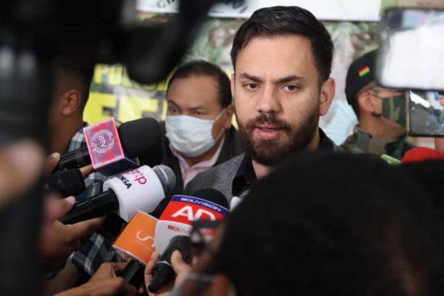 Ministro de Gobierno dice que Evo es “líder histórico” del país y niega tener diferencias