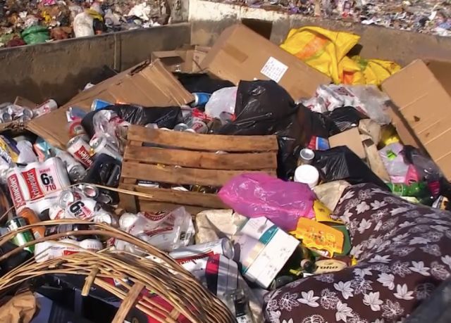 Tarija: Destruyen más de 1.383 kilos de productos comisados no aptos para el consumo humano