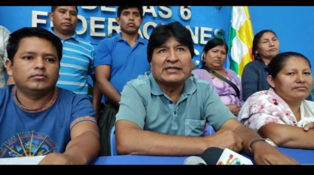 Morales advierte protección a los autores del asesinato de policías y afirma que existen más dudas