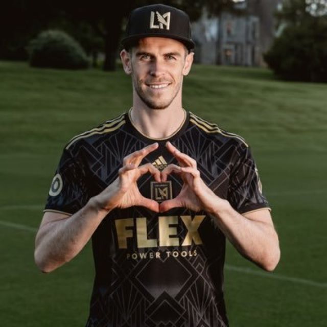 Gareth Bale ya posa con la camiseta de Los Ángeles FC
