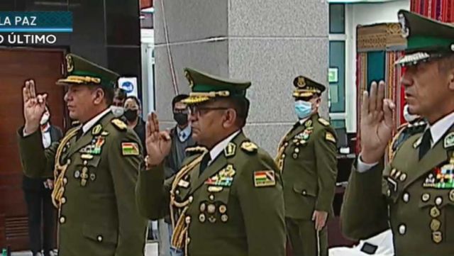 Arce posesiona al general Orlando Ponce como el nuevo Comandante interino de la Policía