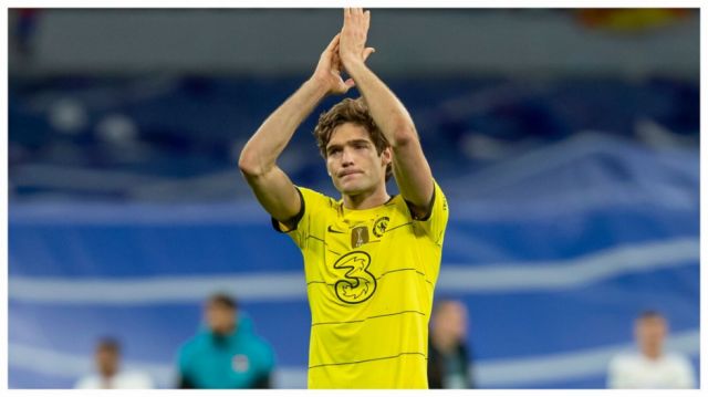 Marcos Alonso presiona para salir del Chelsea