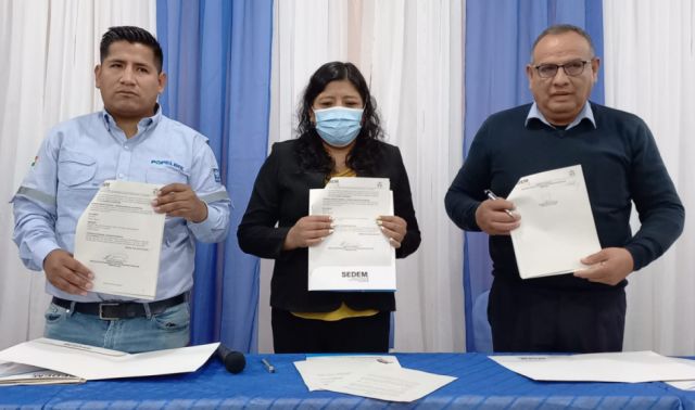 El País y SEDEM firmaron un convenio para el uso de papel ecológico
